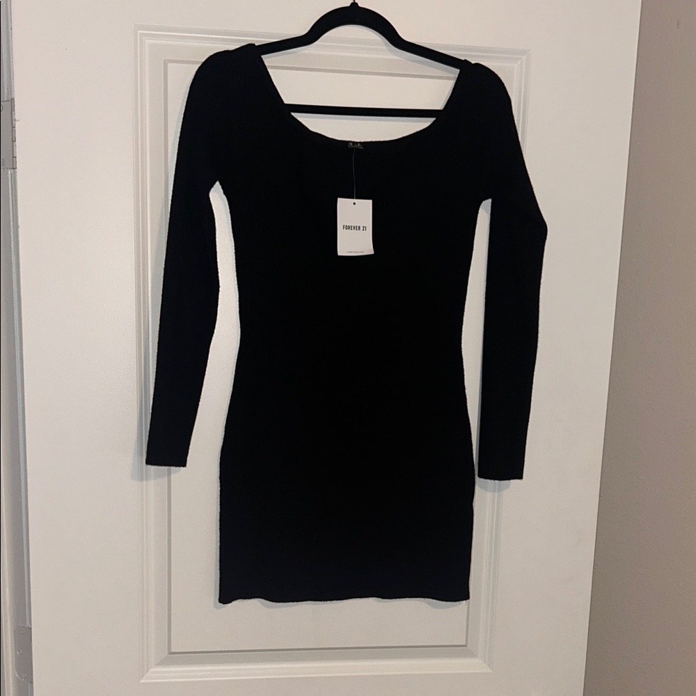 Forever 21 Classic Black Long Sleeve Dress - Picture 2 of 3